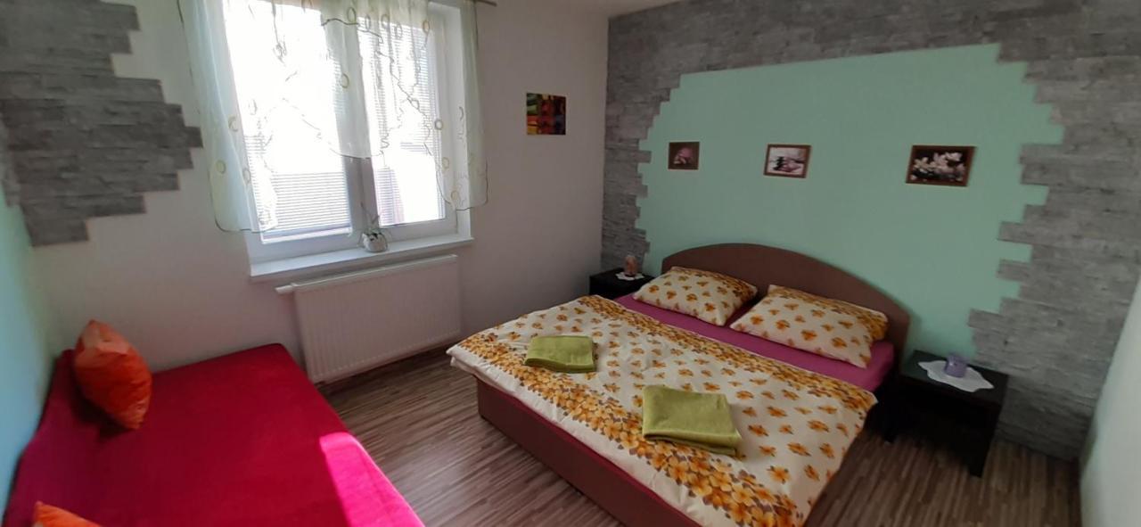 Privat Bene Apartment Vysne Ruzbachy Room photo